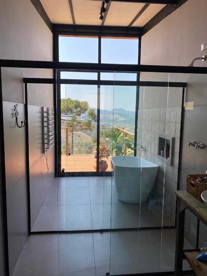 Villa Chale Oliva E Chale Salvia, Charmosos E Com Vista Da Mantiqueira Gonçalves Exterior foto